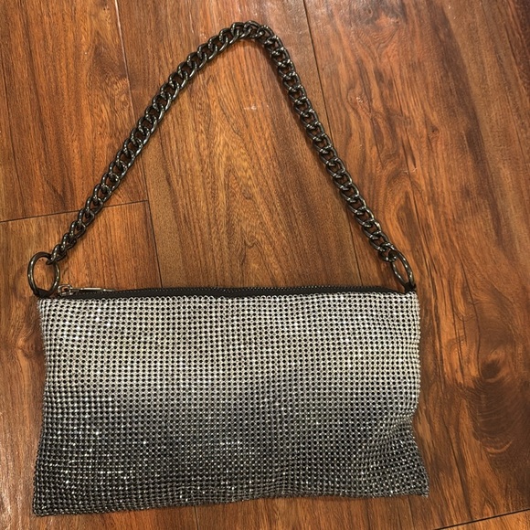 Chain mesh purse, hombre silver to black. - Picture 3 of 7